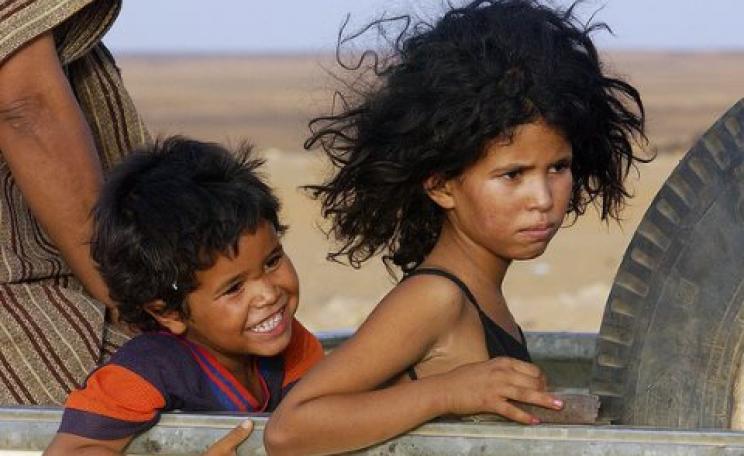 Western Sahara refugee children in Dakhla Refugee Camp, Algeria. Photo: UN Photo / Evan Schneider via Flickr (CC BY-NC-ND 2.0).